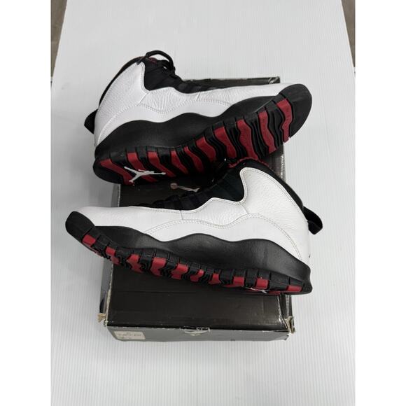 Air Jordan 10 Retro Chicago Size 8 310805-100 White/Varsity Red/Black main image 5